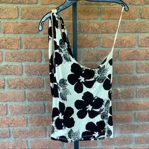 One-shoulder tank top